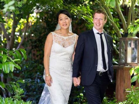 Priscilla Chan Zuckerberg - Facebook Mark Zuckerberg's wife (bio, Wiki)