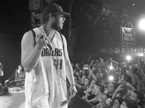 Watch Post Malone Perform “White Iverson” in his Hometown For the First ...