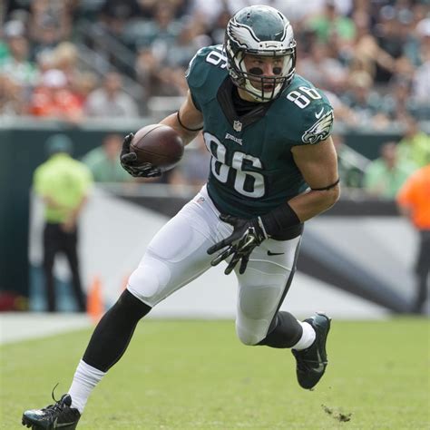 Zach Ertz Injury: Updates on Eagles TE's Hamstring and Return | News, Scores, Highlights, Stats ...