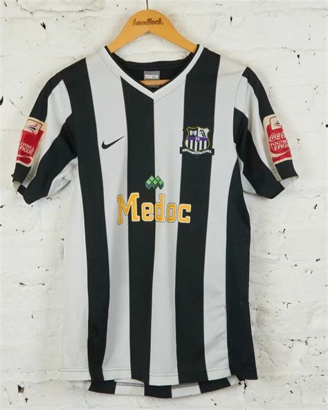 Notts County 2009-10 Kits