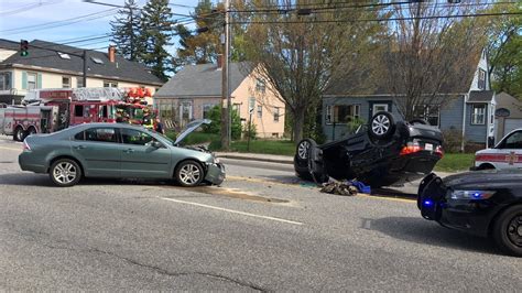 Police respond to 2 car crash in Portland | WGME