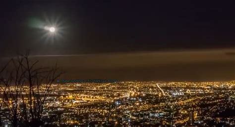 Beautiful Timelapse - and an Invitation to Try Capturing the Night Sky from a City - Universe Today