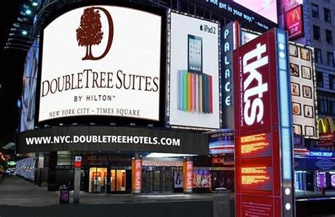 DoubleTree Suites Times Square | New York By Rail