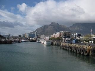 Waterfront in Cape Town | With Table Mountain in the backgro… | Flickr