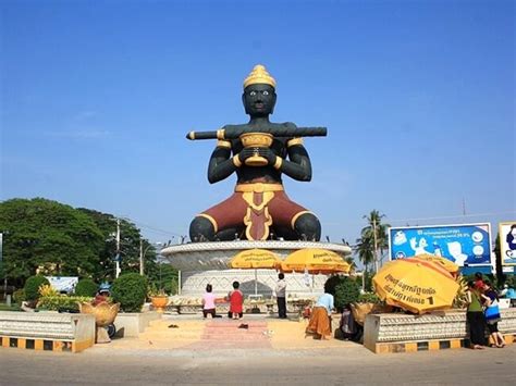 Battambang – A Combination of Modern and Colonial Items