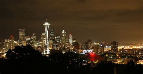 2560x1440 wallpaper | City Skyline, Downtown, Seattle, illuminated ...