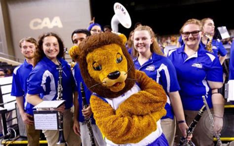 Mascots | Spirit Support | Hofstra | New York