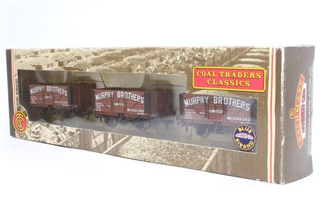 OO Gauge Bachmann Branchline 3 Pack of Wagons in Murphy Bros of Waterford Livery- Limited ...