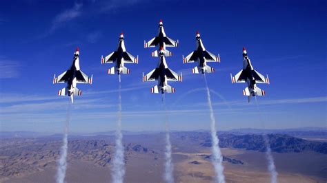 F 16 Thunderbirds Wallpaper