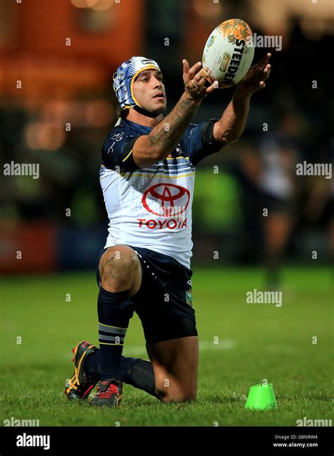 North queensland cowboys johnathan thurston hi-res stock photography and images - Alamy