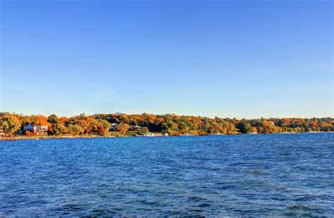 Across the Lake at Lake Geneva, Wisconsin image - Free stock photo - Public Domain photo - CC0 ...