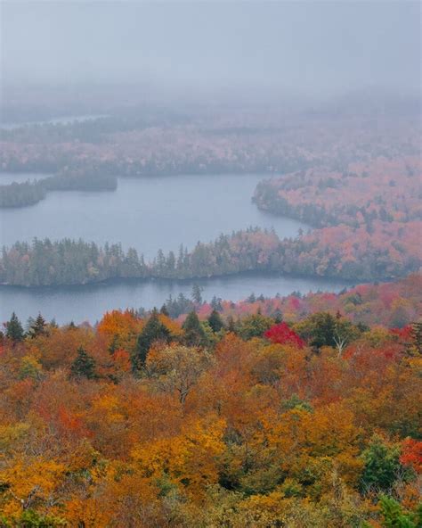 18 Things to Do in the Adirondack Mountains’ Fall Foliage Season