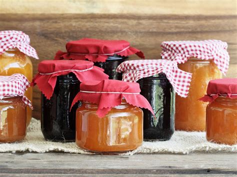 How Are Jams And Jellies Different – Distinguishing Between Jams ...