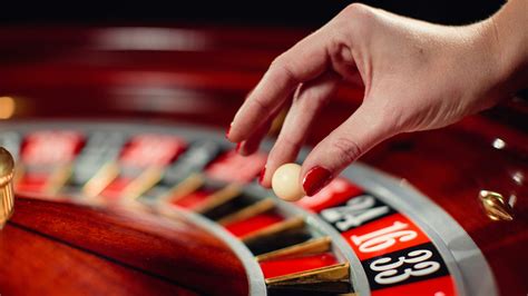 Red and black roulette strategy guide: Tips, tricks, and advice ...