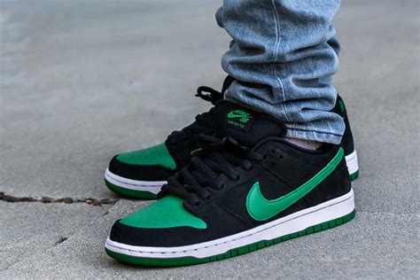 Nike SB Dunk Low Pine Green Review