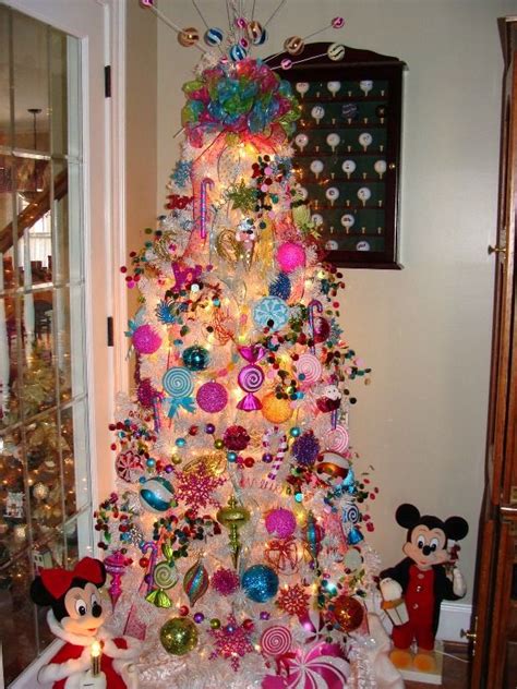 25 All Time Favorite Disney Christmas Tree Decorations Ideas - MagMent ...