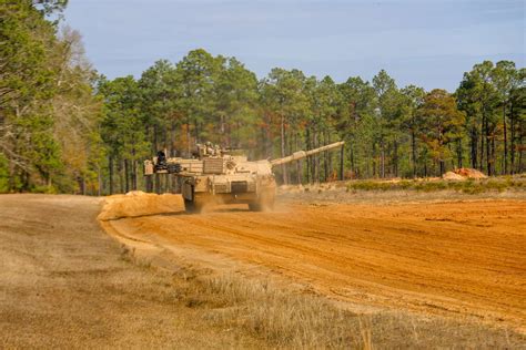 M1A1 Tank crew assigned to 3rd Battalion, 67th Armored - NARA & DVIDS ...