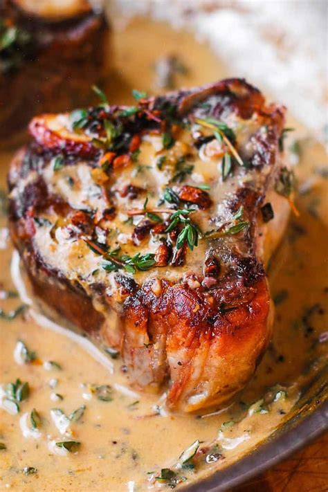 Easy Pan-Seared Lamb Chops with Creamy Mustard-Thyme Sauce | Lamb loin chop recipes, Lamb chop ...