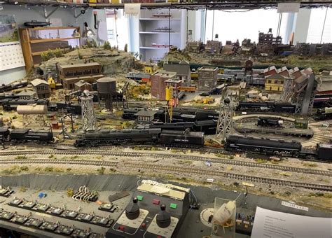 HO train layouts - Model railroad layouts plansModel railroad layouts plans