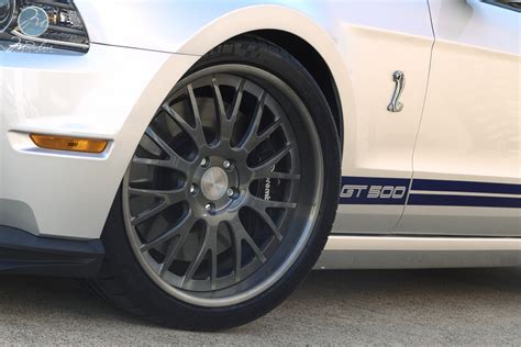 Modulare Wheels | 2013 Shelby GT500 | 20/21" Modulare H4 tinted brushed - Teamspeed.com