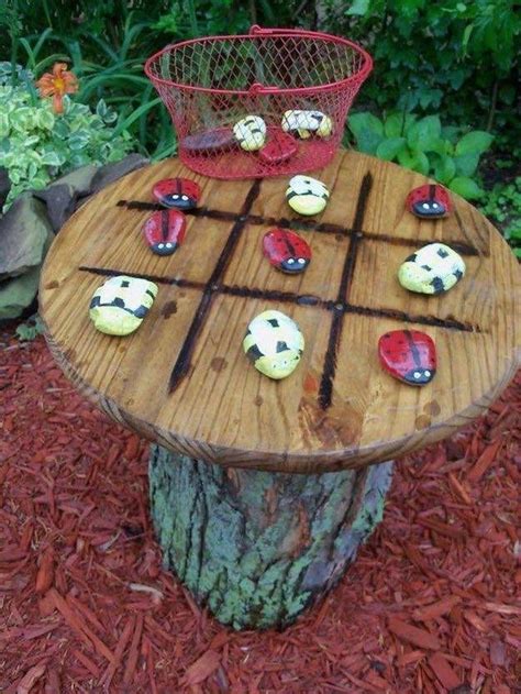 22 Easy DIY Outdoor Projects to Make Your Backyard Awesome | decorsavage | Diy garden projects