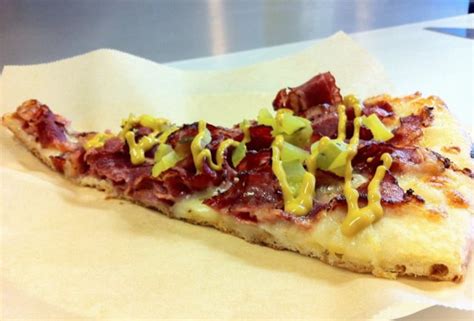 10 Bonkers Pizza Toppings We (Mostly) Want to Devour Right Now | HuffPost