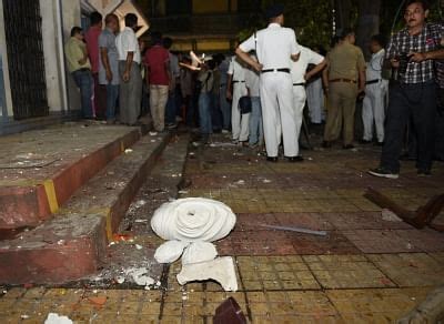 Vidyasagar statue vandalism becomes poll issue in Bengal