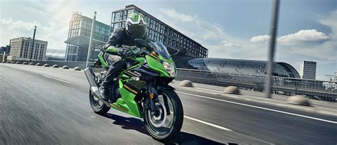 Ninja 125 Performance MY 2020 - Kawasaki Europe