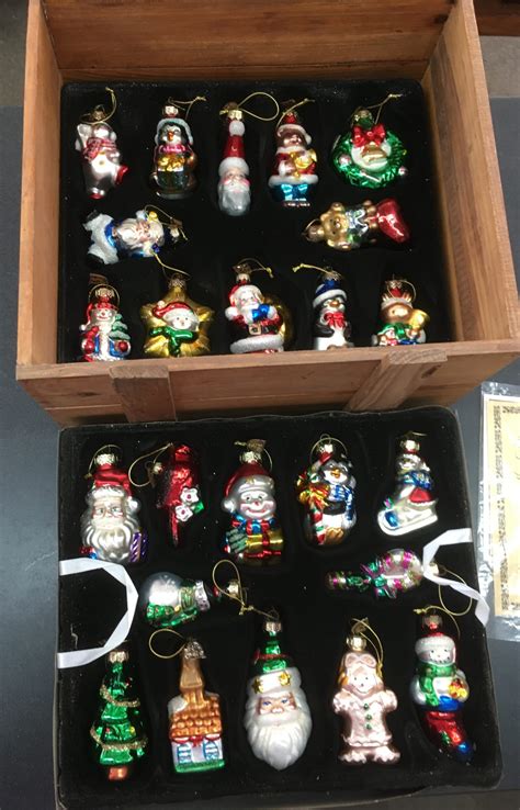 Thomas Pacconi Classics 2003 Christmas 24 Glass Ornament Collection