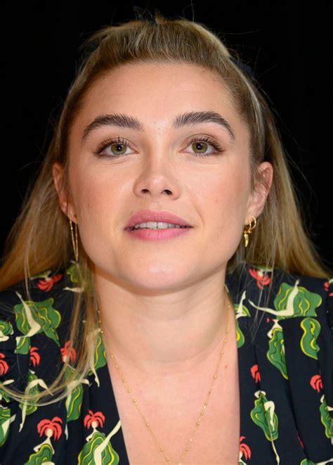 Florence Pugh - "Little Women" Press Conference in LA • CelebMafia