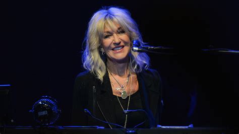 Fleetwood Mac singer Christine McVie cause of death revealed: report ...