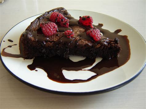 File:Chocolate Cake Flourless (1).jpg - Wikimedia Commons