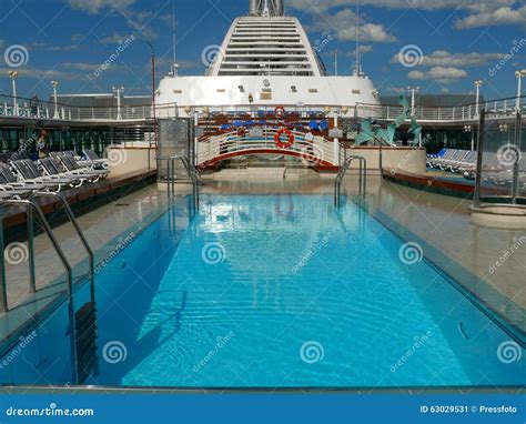 Pool Deck on the Cruise Ship Editorial Photo - Image of outdoors, deck ...