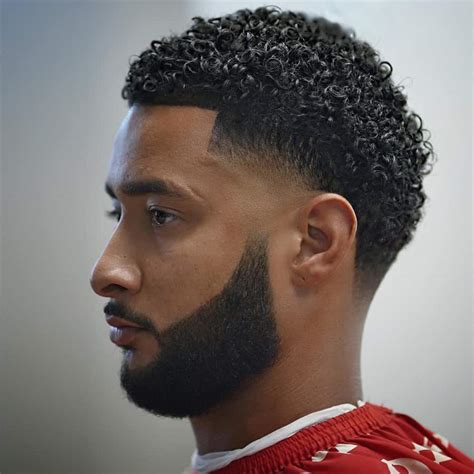 24 Curly Hair Fade Haircuts For Sexy Guys In 2023 | atelier-yuwa.ciao.jp