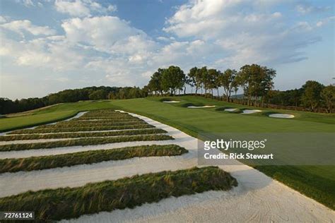 Oakmont Country Club Photos and Premium High Res Pictures - Getty Images