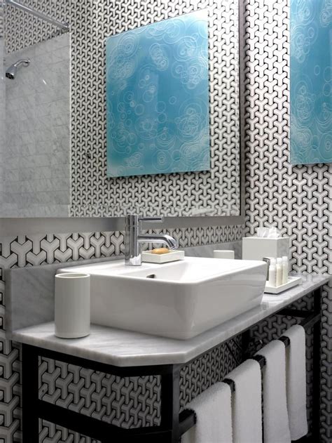 Bathroom | Amazing bathrooms, Black and white geometric wallpaper ...