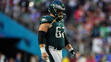 Eagles' Jason Kelce stayed on field to watch brother Travis, Chiefs ...