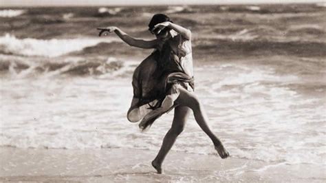 Isadora Duncan, The Tragic Life Of The World's Greatest Dancer