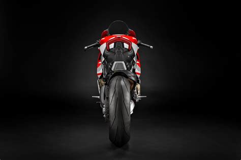 2020 Ducati Panigale V4S Corse Guide • Total Motorcycle