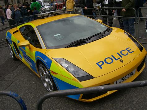 File:Lamborghini Gallardo British police 1.JPG - Wikipedia