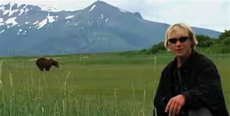 Tragic story of 'grizzly man' Timothy Treadwell and girlfriend eaten ...