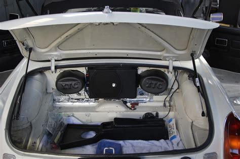 Monney Car Audio: MGB Audio upgrade with new Amplifier and Speakers by ...