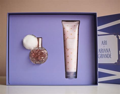 Ari by Ariana Grande Gift Set | I Am Fabulicious