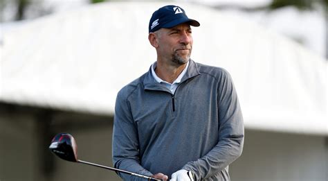 Hall of Fame pitcher John Smoltz secures spot in Final Stage of PGA TOUR Champions Q-School