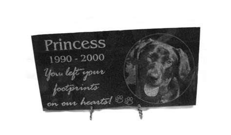 Pet Memorial Plaques How They Are Made