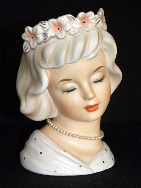 1962 NAPCO LADY HEADVASE HEAD VASE WITH PEARL NECKLACE FLOWERS IN HAIR | Head vase, Flowers in ...