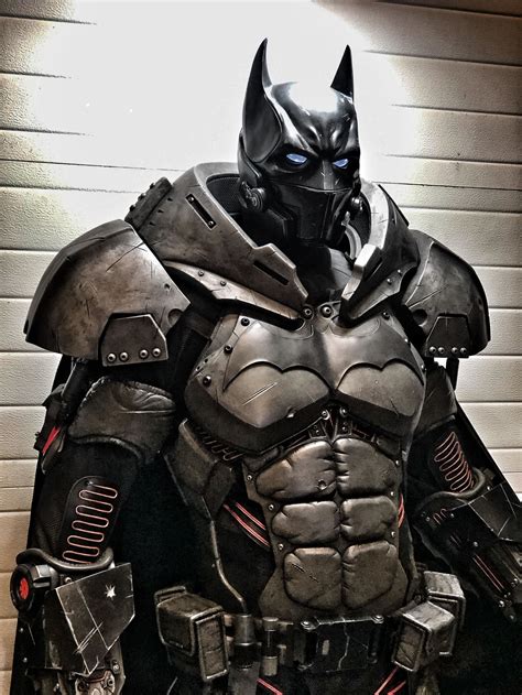 Homemade Batman Suit Might be the Coolest Yet, Stands 7-Feet-Tall ...