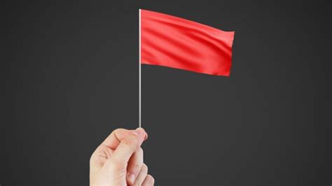 Red Flags When Hiring: 6 Warning Signs in the Hiring Process