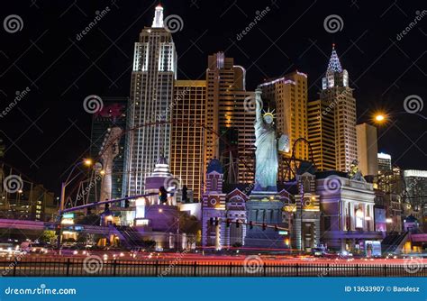 New york skyline in Vegas editorial photography. Image of entertainment ...