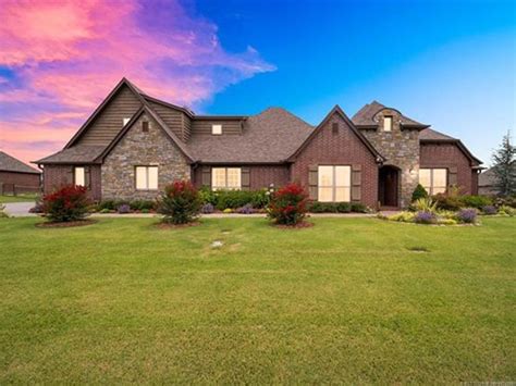 Owasso, OK Real Estate - Owasso Homes for Sale | realtor.com®